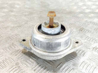 Опора двигателя S 221