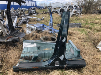 Порог со стойкой левой Ml 164