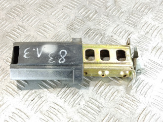 Ограничитель двери задний E 210