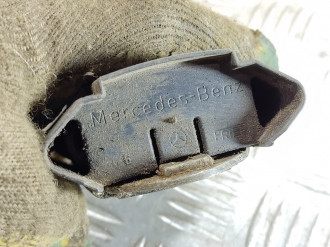 Ограничитель двери передний E 210