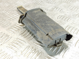 Ограничитель двери передний E 210