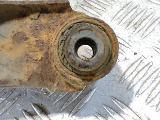 Рычаг задний нижний левый E 124