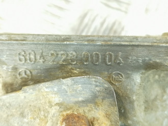 Кронштейн двигателя C 202