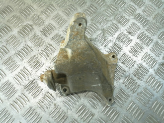 Кронштейн двигателя S 221