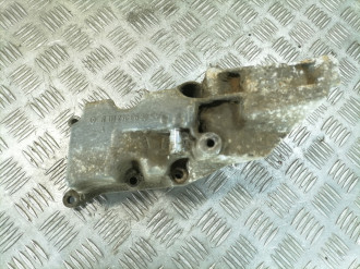 Кронштейн гидроусилителя C 202