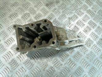 Кронштейн гидроусилителя C 202