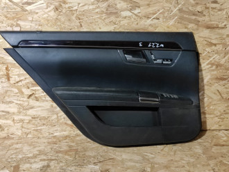 Обшивка двери задней левой S 221