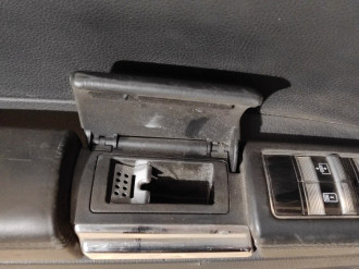 Обшивка двери задней левой S 221