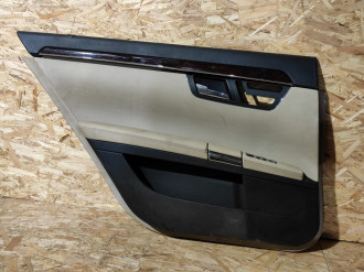 Обшивка двери задней левой S 221