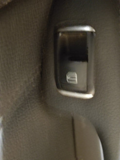 Обшивка двери задней левой B 246