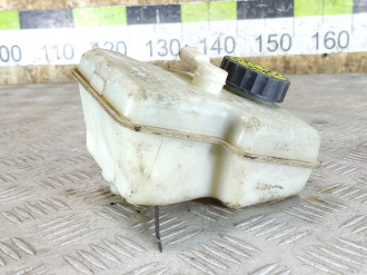 Бачок главного тормозного цилиндра Gl 164