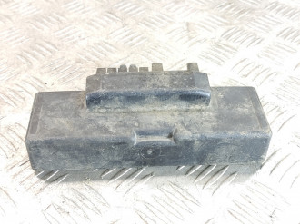 Блок предохранителей салонный E 210