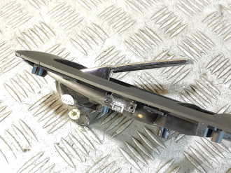 Ручка двери внутренняя передняя правая S 221