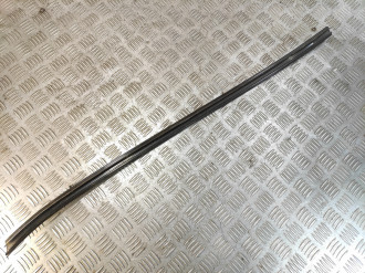 Молдинг стекла S 221