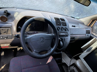 В разборе Vito 638