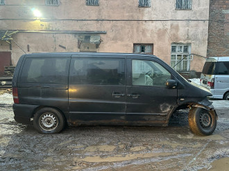 В разборе Vito 638