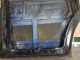 Дверь передняя левая Vito 638