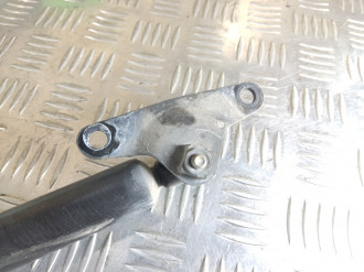 Амортизатор двери багажника Vito 638