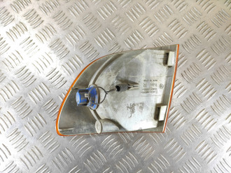 Поворотник правый Vito 638