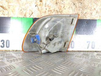 Поворотник правый Vito 638