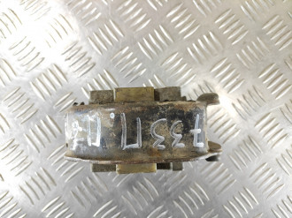 Опора двигателя левая Vito 638