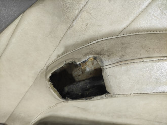 Обшивка двери передней правой Vito 638