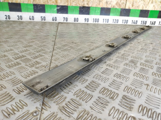 Молдинг двери задней левой Vito 638