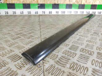Молдинг двери задней левой Vito 638