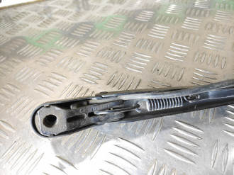 Поводок стеклоочистителя заднего Vito 638