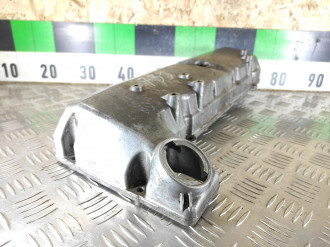 Крышка клапанная Vito 638