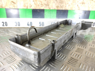 Крышка клапанная Vito 638