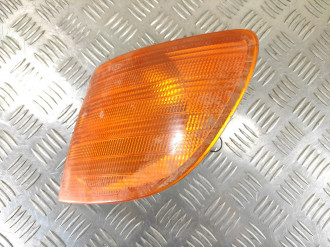 Поворотник левый Vito 638