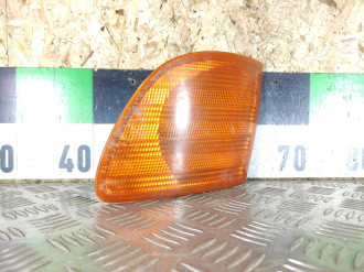 Поворотник левый Vito 638