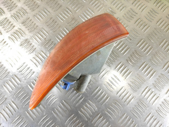 Поворотник левый Vito 638