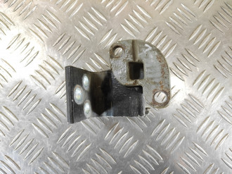 Петля двери передней правой нижняя Vito 638