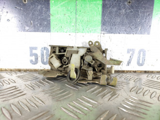 Замок двери передней правой Vito 638