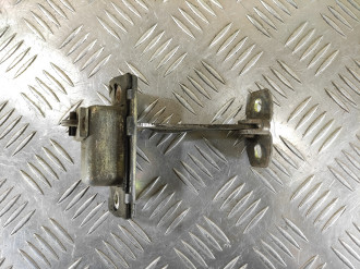 Ограничитель двери передний Vito 638