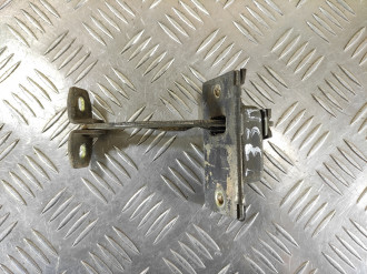 Ограничитель двери передний Vito 638