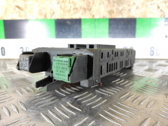 Блок предохранителей салонный Vito 638