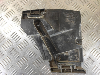 Кронштейн бампера заднего Vito 638