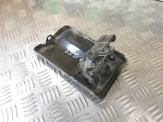 Лючок бензобака Vito 638