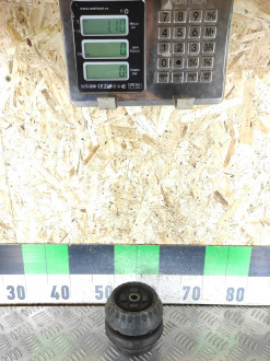 Опора переднего амортизатора Vito 638