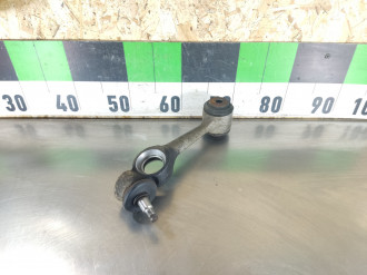 Рычаг передний верхний правый E 123