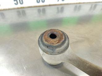 Рычаг передний верхний правый E 123