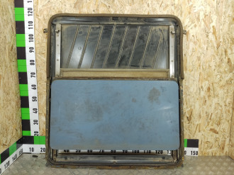Люк E 123