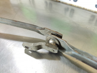 Трапеция стеклоочистителя E 123