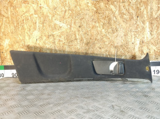 Обшивка стойки правая S 221