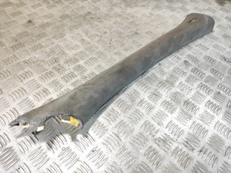 Обшивка стойки правая S 221