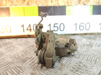 Замок двери передней правой E 124