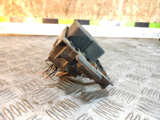 Блок предохранителей E 124